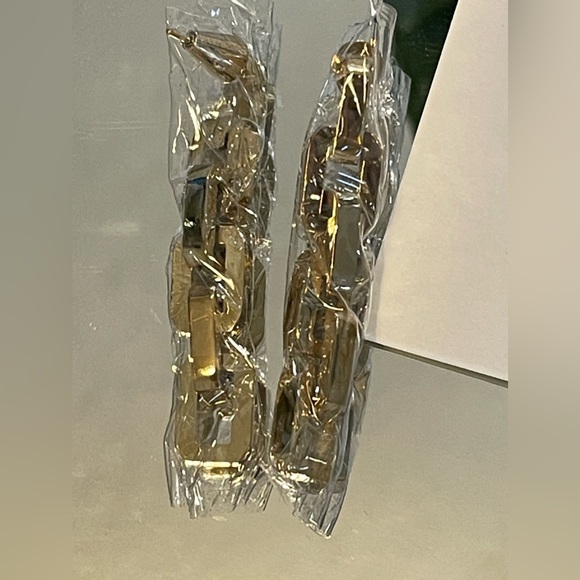 Chain Link Statement Earrings - Eddie Borgo - Picture 4 of 11